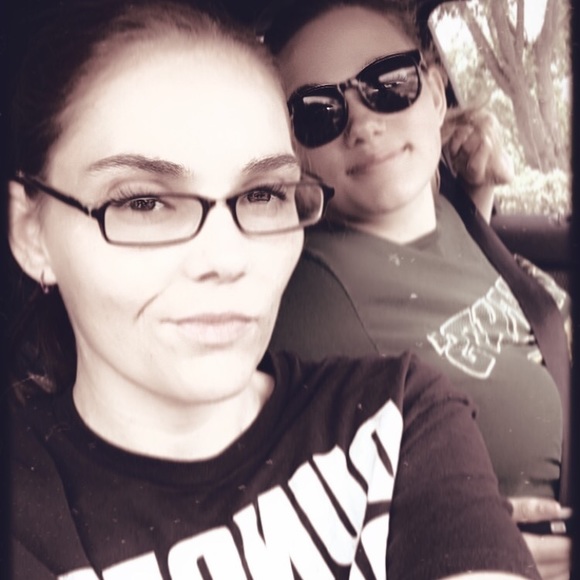 Meet your Posher, Teri - Picture 3 of 16